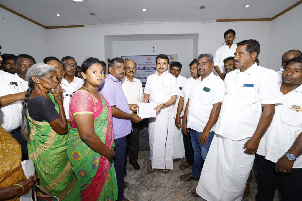 As part of the #UngaludanStalin initiative launched by Hon’ble CM Thalapathy M.K. Stalin to deliver essential services to people’s doorsteps, a special camp was held on 30-07-2025 at PSR Marriage Hall, Andankovil East, Karur. I received petitions from local residents.