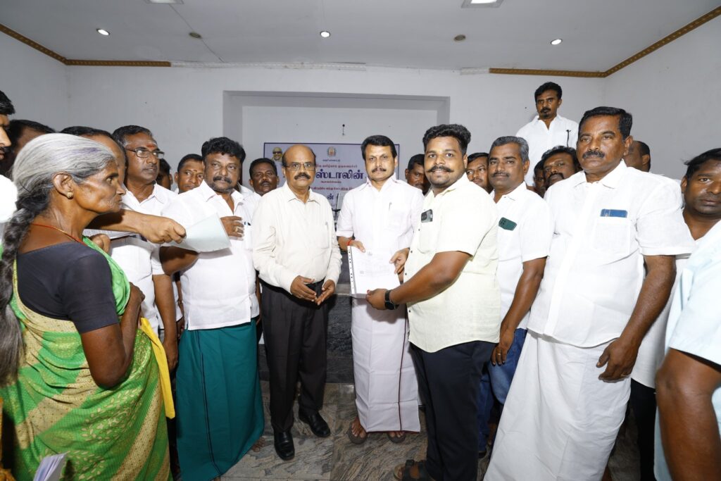 As part of the #UngaludanStalin initiative launched by Hon’ble CM Thalapathy M.K. Stalin to deliver essential services to people’s doorsteps, a special camp was held on 30-07-2025 at PSR Marriage Hall, Andankovil East, Karur. I received petitions from local residents.