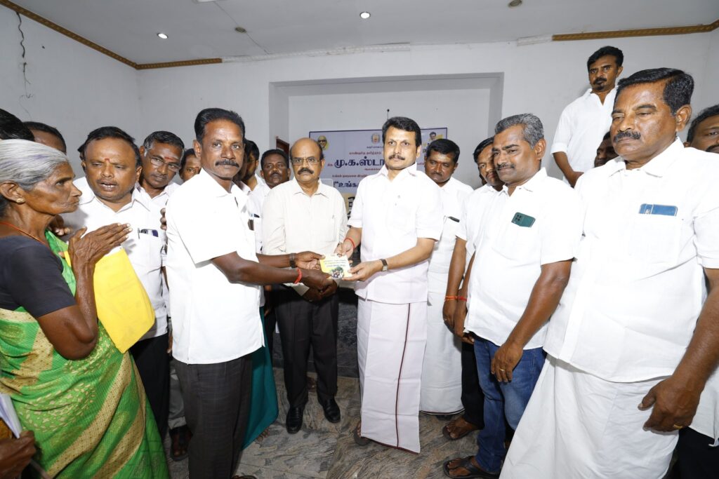 As part of the #UngaludanStalin initiative launched by Hon’ble CM Thalapathy M.K. Stalin to deliver essential services to people’s doorsteps, a special camp was held on 30-07-2025 at PSR Marriage Hall, Andankovil East, Karur. I received petitions from local residents.